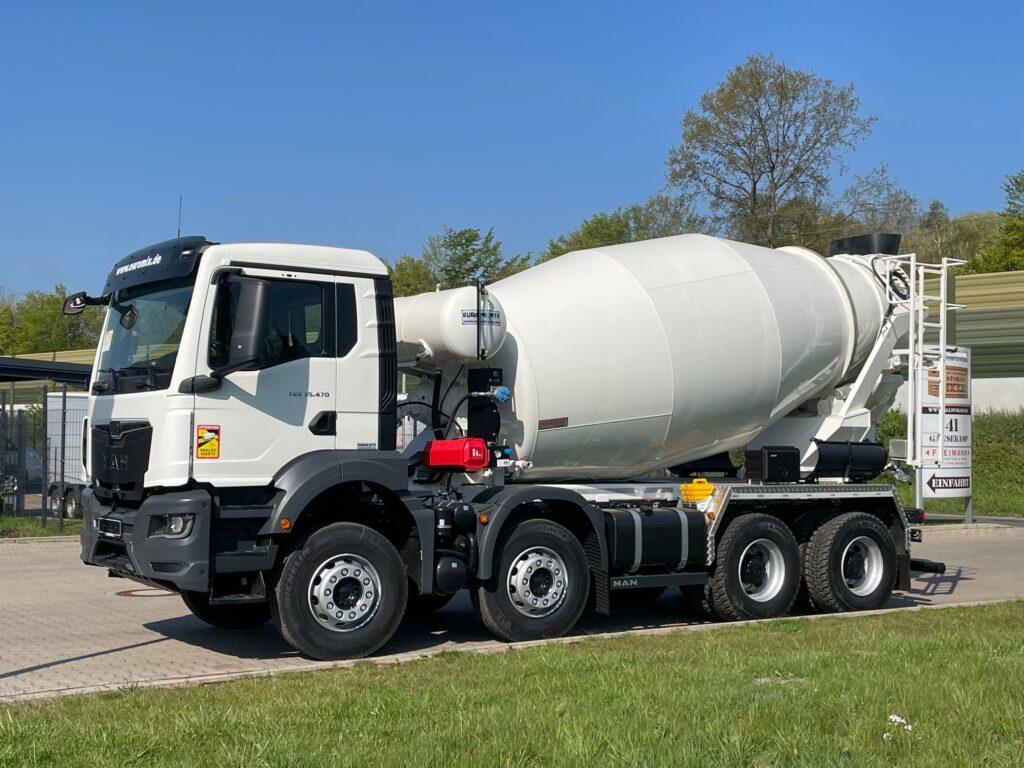 MAN TGS 37.470 8x4 EM 10 L