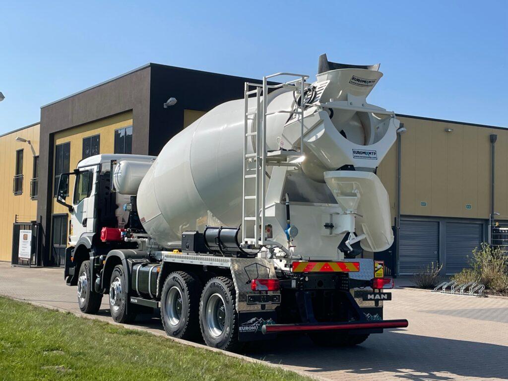 MAN TGS 37.470 8x4 EM 10 L