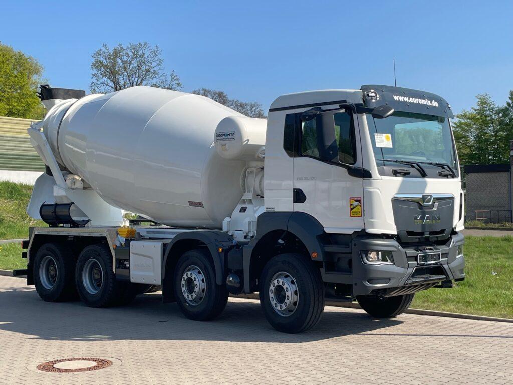 MAN TGS 37.470 8x4 EM 10 L