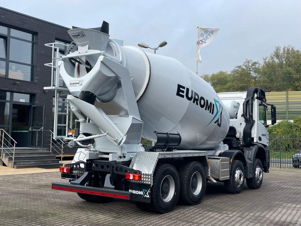 Mercedes-Benz 4142 B 8X4 EuromixMTP EM 10 R