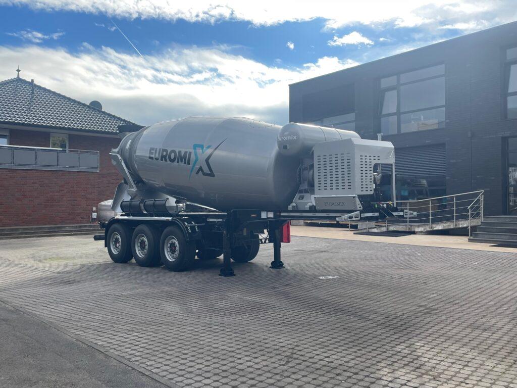 EUROMIX MTP - 12m³ Betonmischer-Auflieger