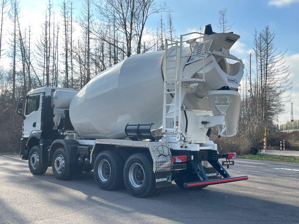 MAN TGS 41.400 BB 8x4 EuromixMTP EM 12 R