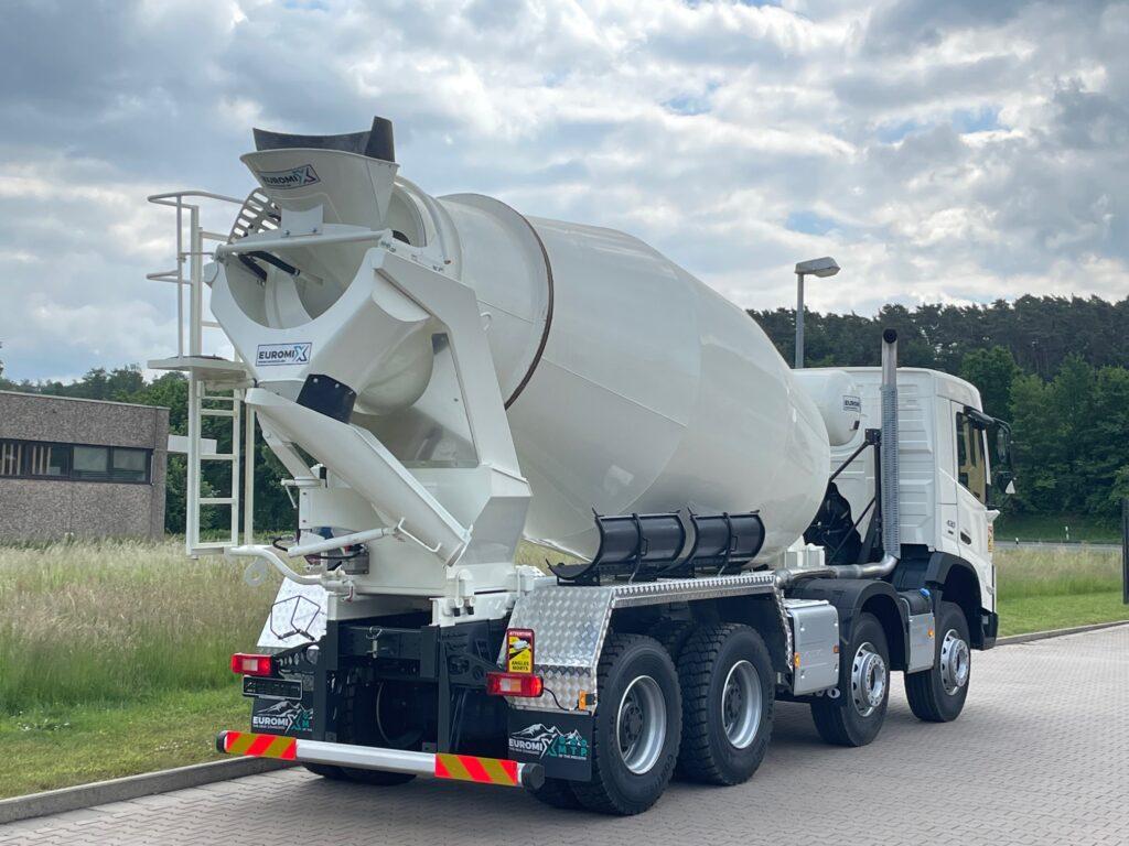 Volvo FMX 430 8x4 EuromixMTP EM 9 L