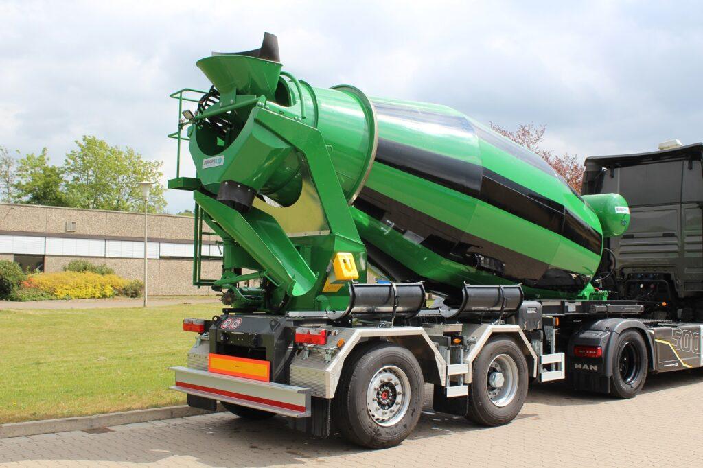 EUROMIX MTP - 10m³ Betonmischer-Auflieger