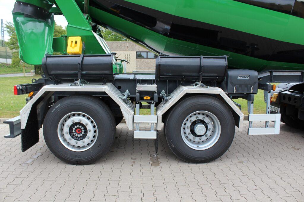 EUROMIX MTP - 10m³ Betonmischer-Auflieger