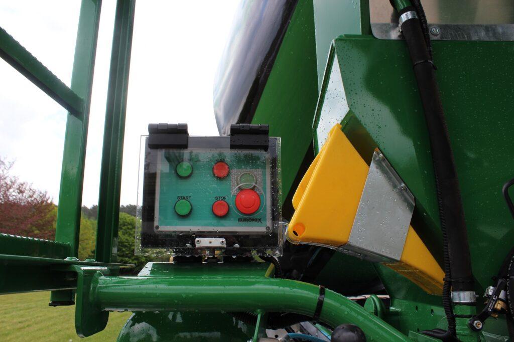 EUROMIX MTP - 10m³ Betonmischer-Auflieger