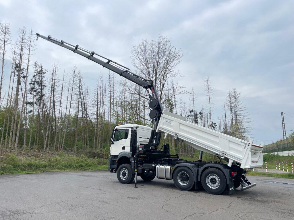MAN TGS 28.430 6x4-4 3-Seiten- Kipper EMK3 / Hiab 228-6