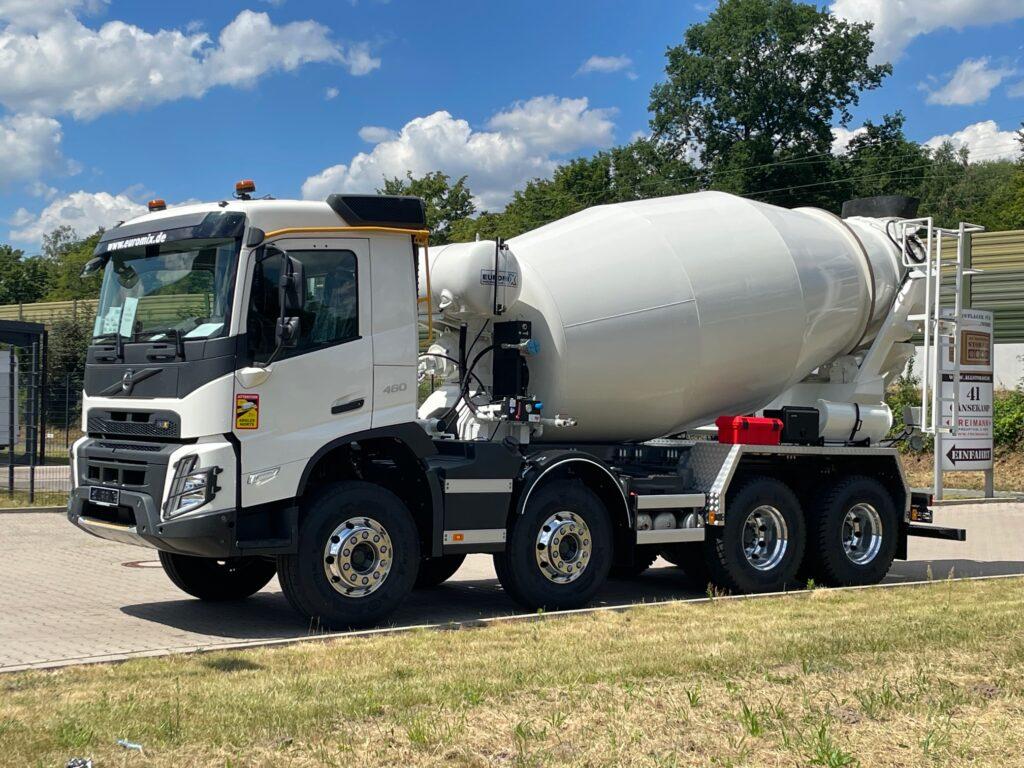 Volvo FMX 460 8x4 / EuromixMTP EM 10 L