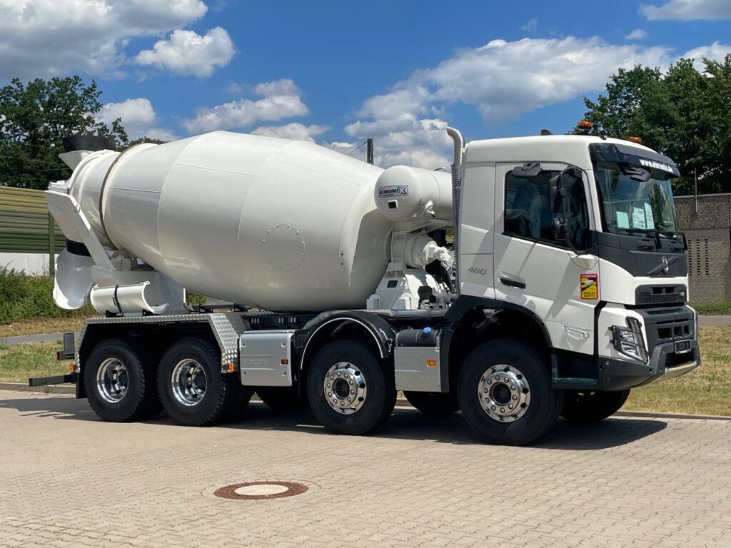 Volvo FMX 460 8x4 / EuromixMTP EM 10 L