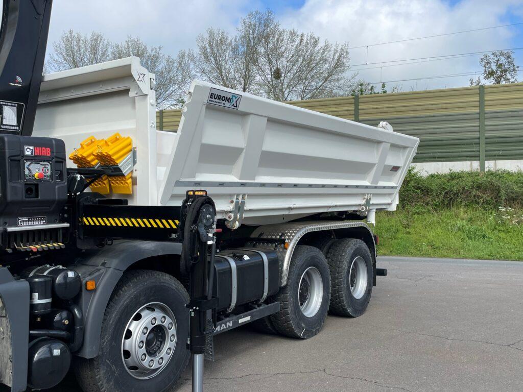 MAN TGS 41.470 8x4 Euro6e Euromix 3-Seiten-Kipper EMK3 Hiab 228-6