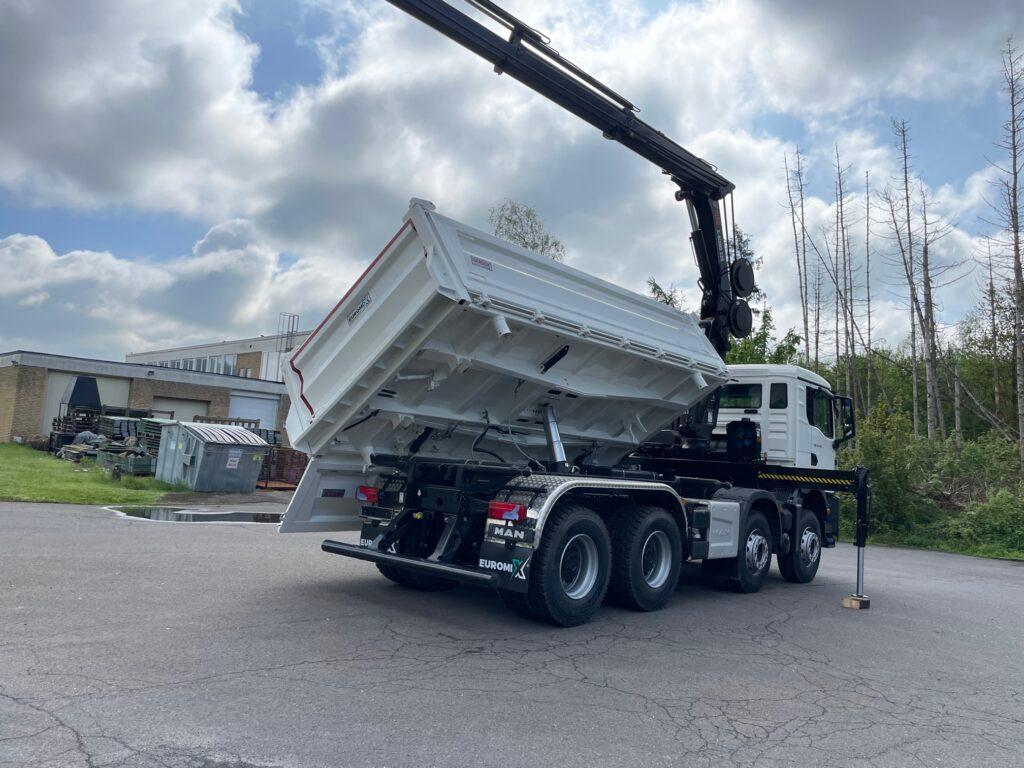 MAN TGS 41.470 8x4 Euro6e Euromix 3-Seiten-Kipper EMK3 Hiab 228-6