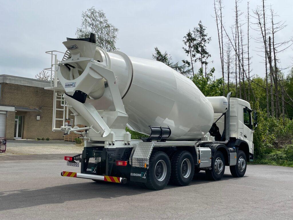VOLVO FMX 460 8x4 EuromixMTP EM 12 R
