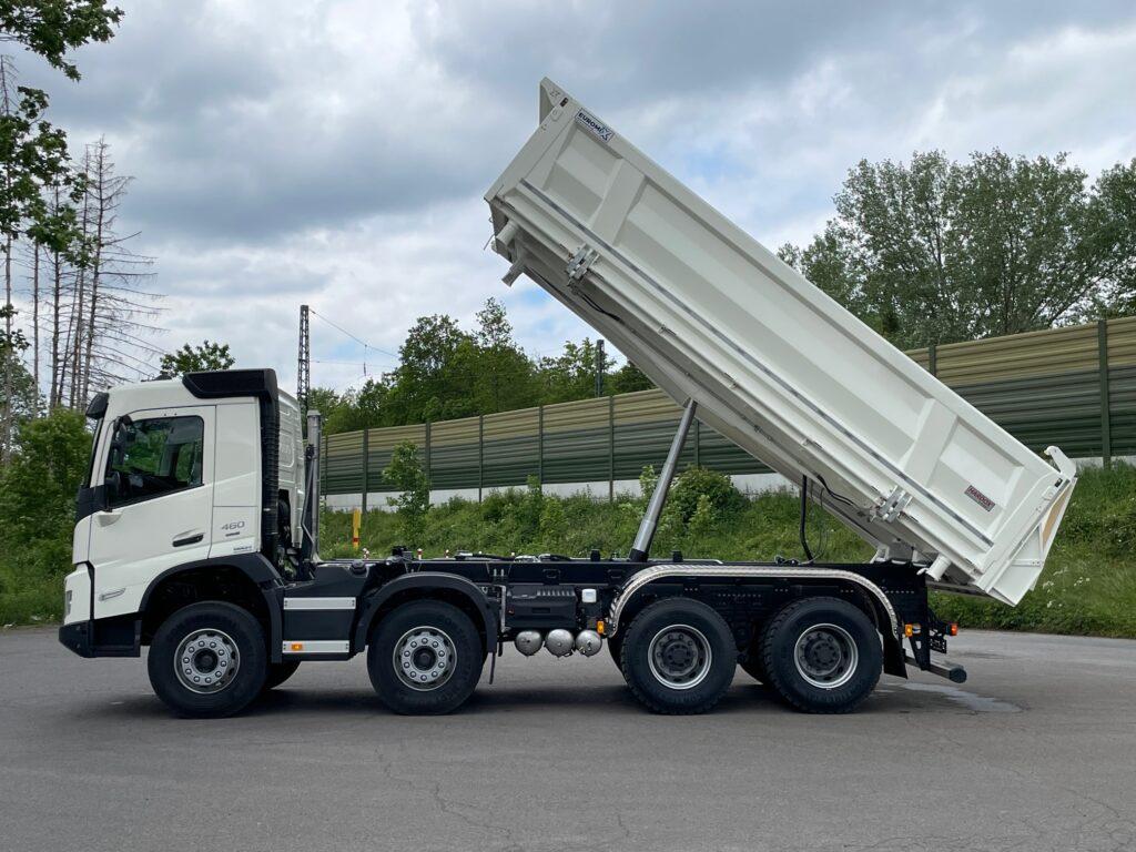 FMX 460 8x4 / EuromixMTP 3-Seiten-Kipper