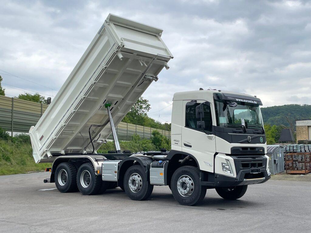 FMX 460 8x4 / EuromixMTP 3-Seiten-Kipper
