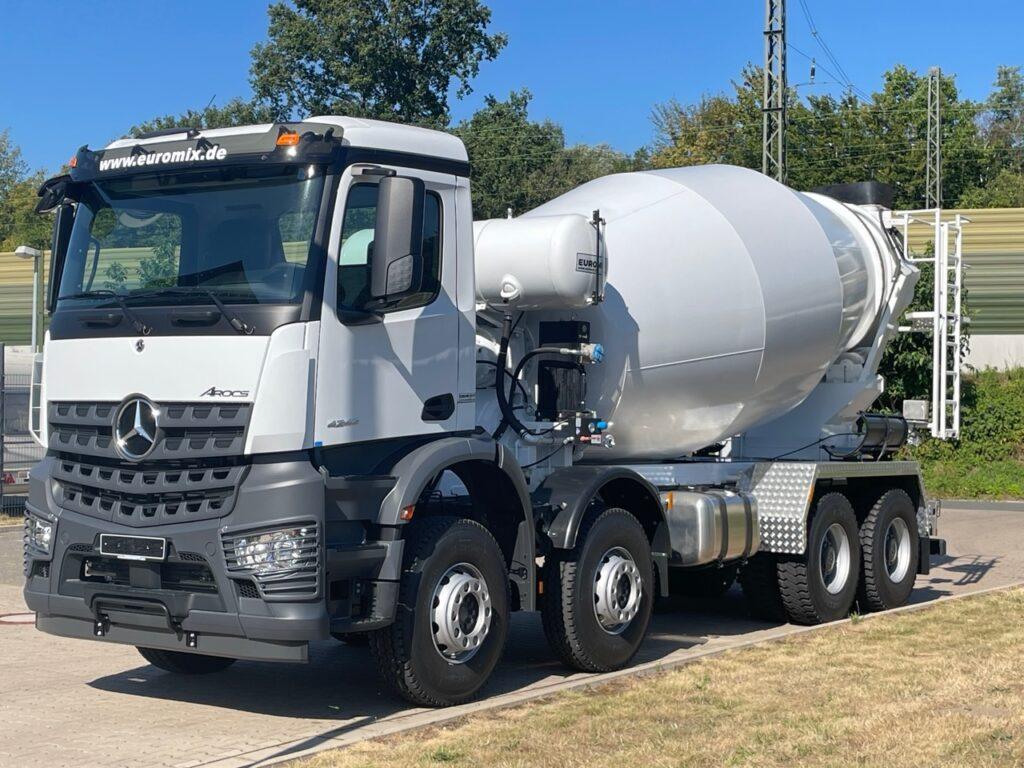 Mercedes-Benz Arocs Modellgeneration 5 4242 8x4 EM 12 R