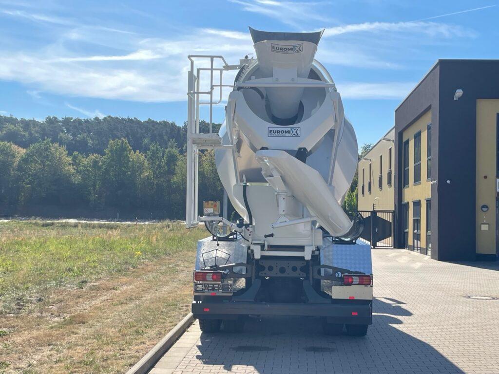 Mercedes-Benz Arocs Modellgeneration 5 4242 8x4 EM 12 R